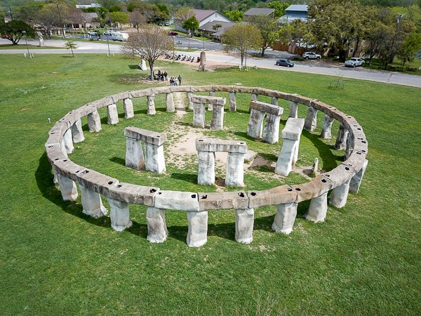 Stonehenge II